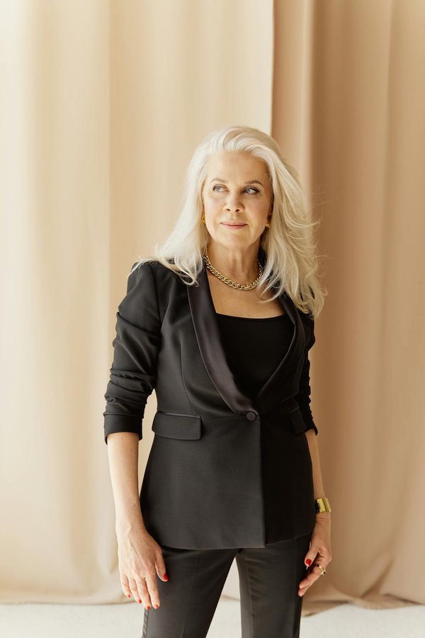 Top 5 shampoings pour raviver vos cheveux blancs